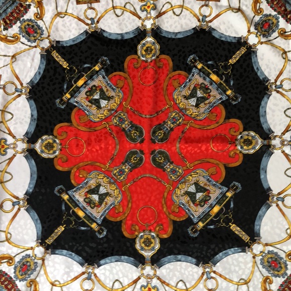 VTG Glamour Oversized Square Scarf - Picture 5 of 9